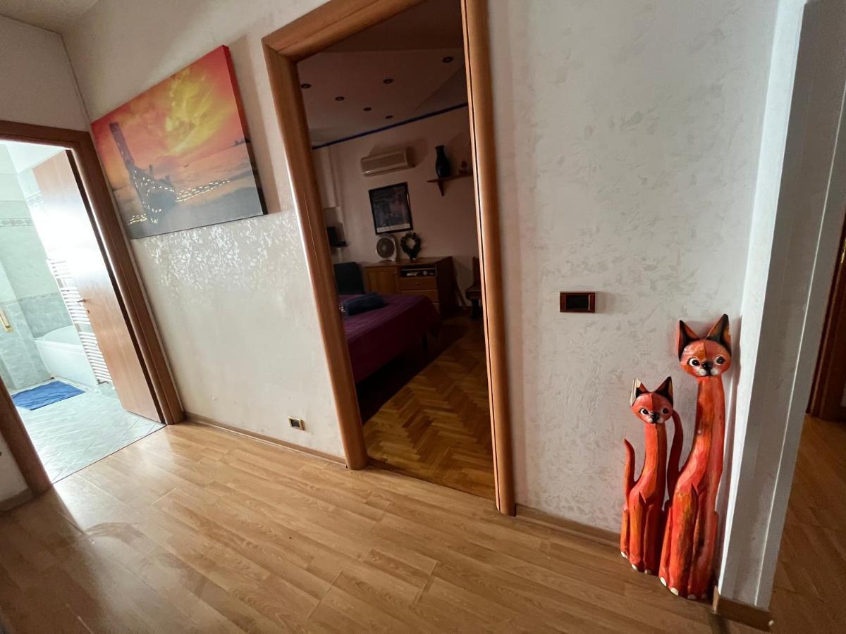 Julias Domus, T Apartment, Metro C Roma Exterior foto